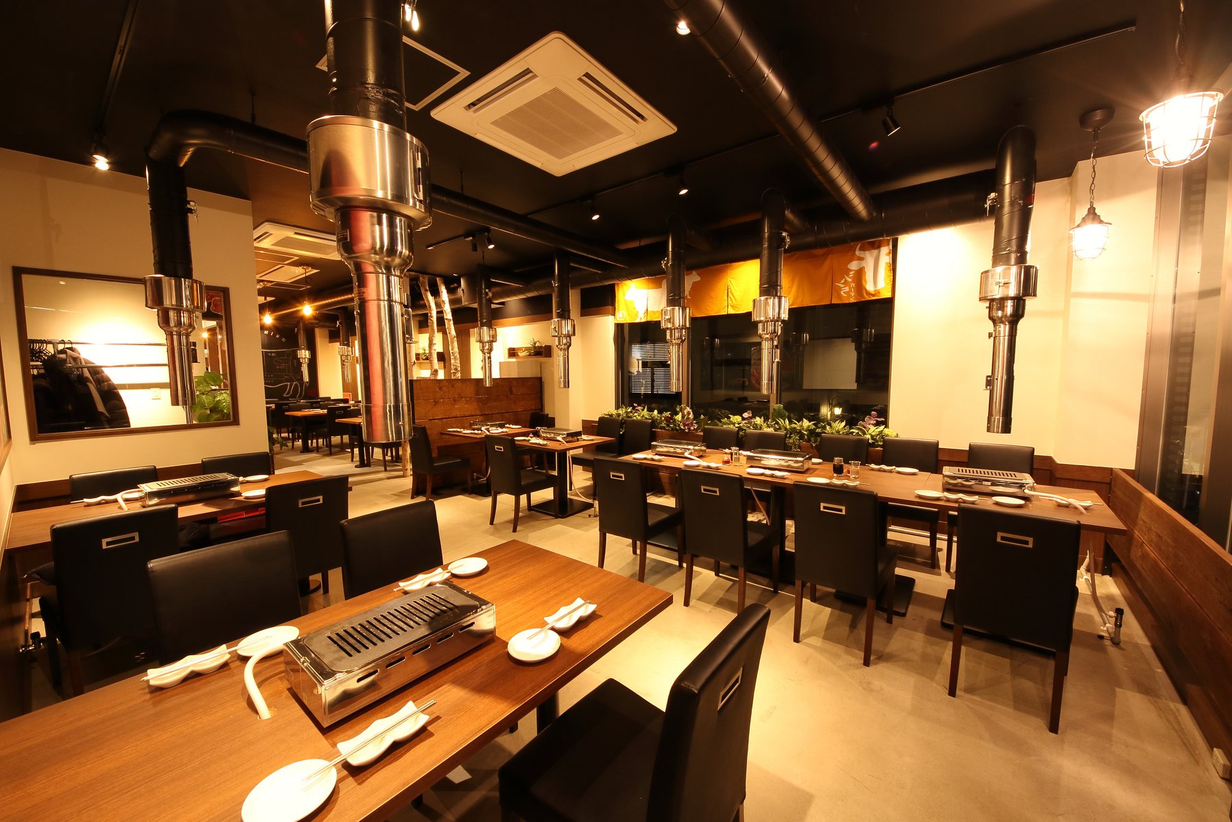 シンラ ガーデン 本店