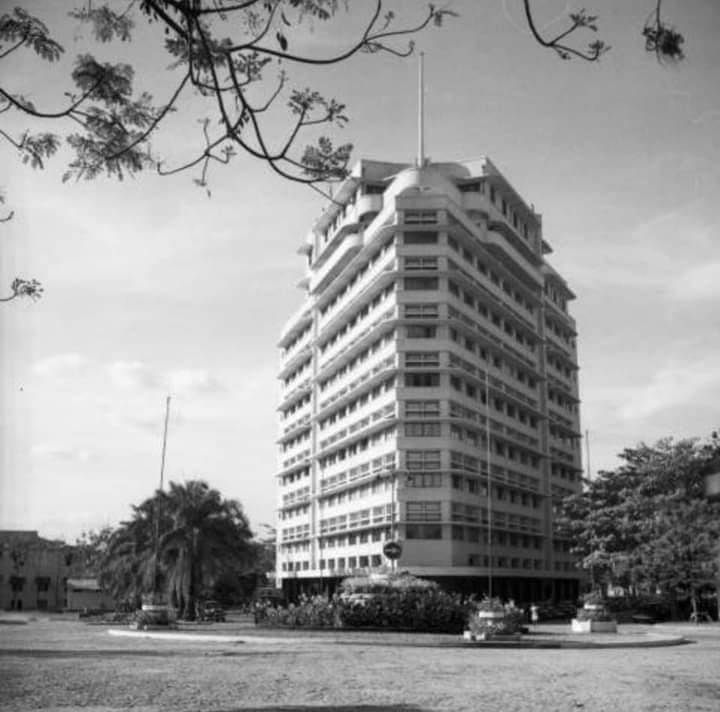 histoire-l-immeuble-forescom-kinshasa-ma-ville-facebook