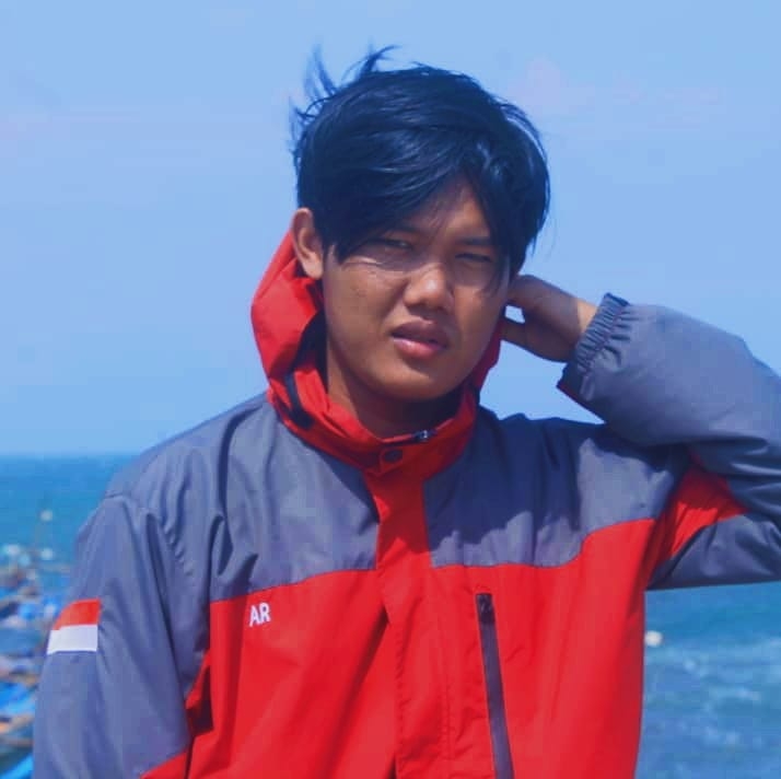 Ahmad Roni