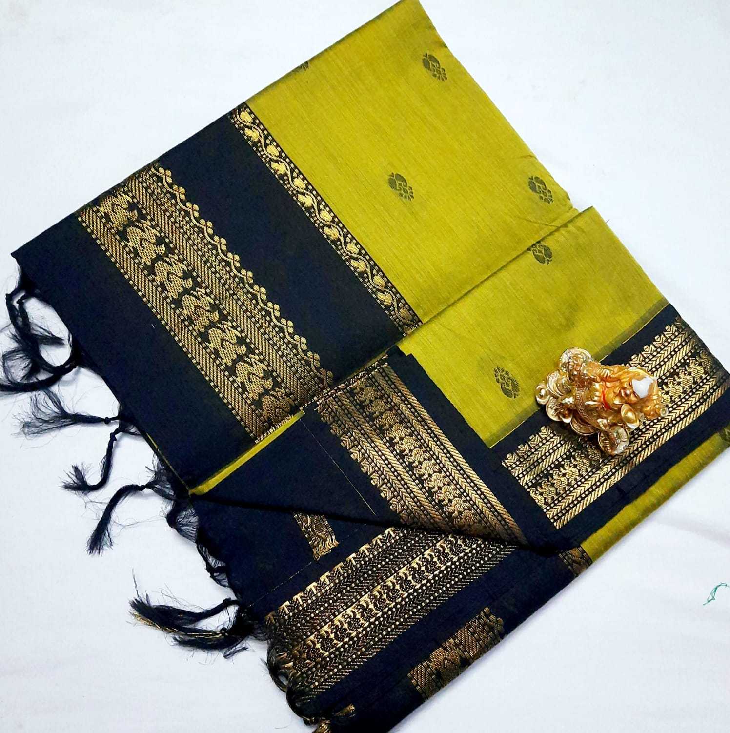 kalyani Cotton/Gadwal sarees Thanigai Tex