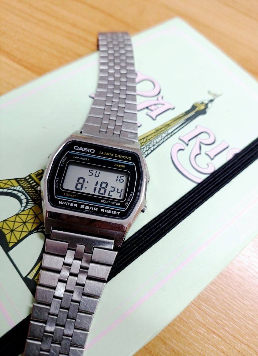Sunday work motivation with a vintage Casio W-31 watch