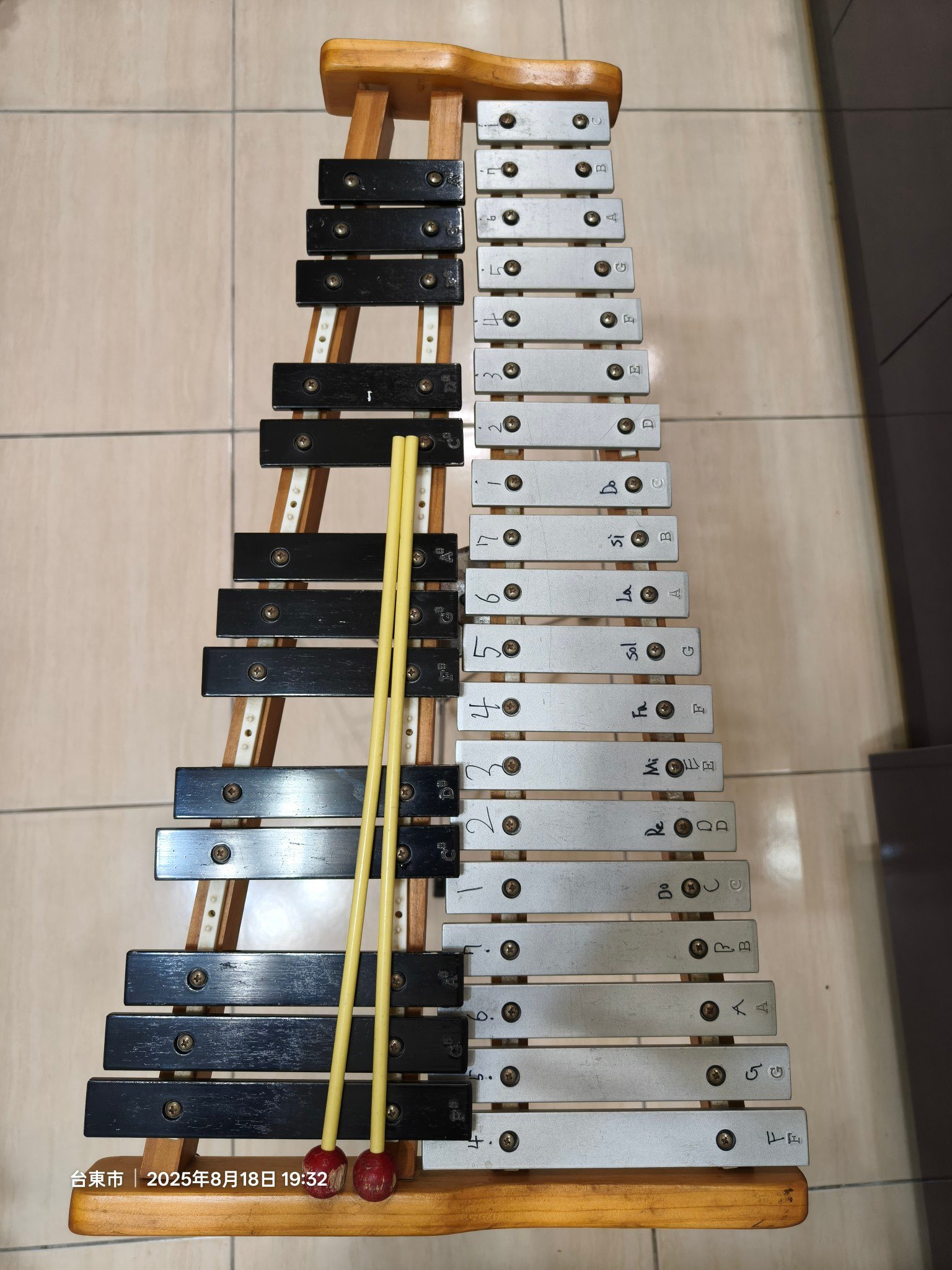 小型鐵 琴 Korogi KT-300 立奏鐵琴 37鍵
