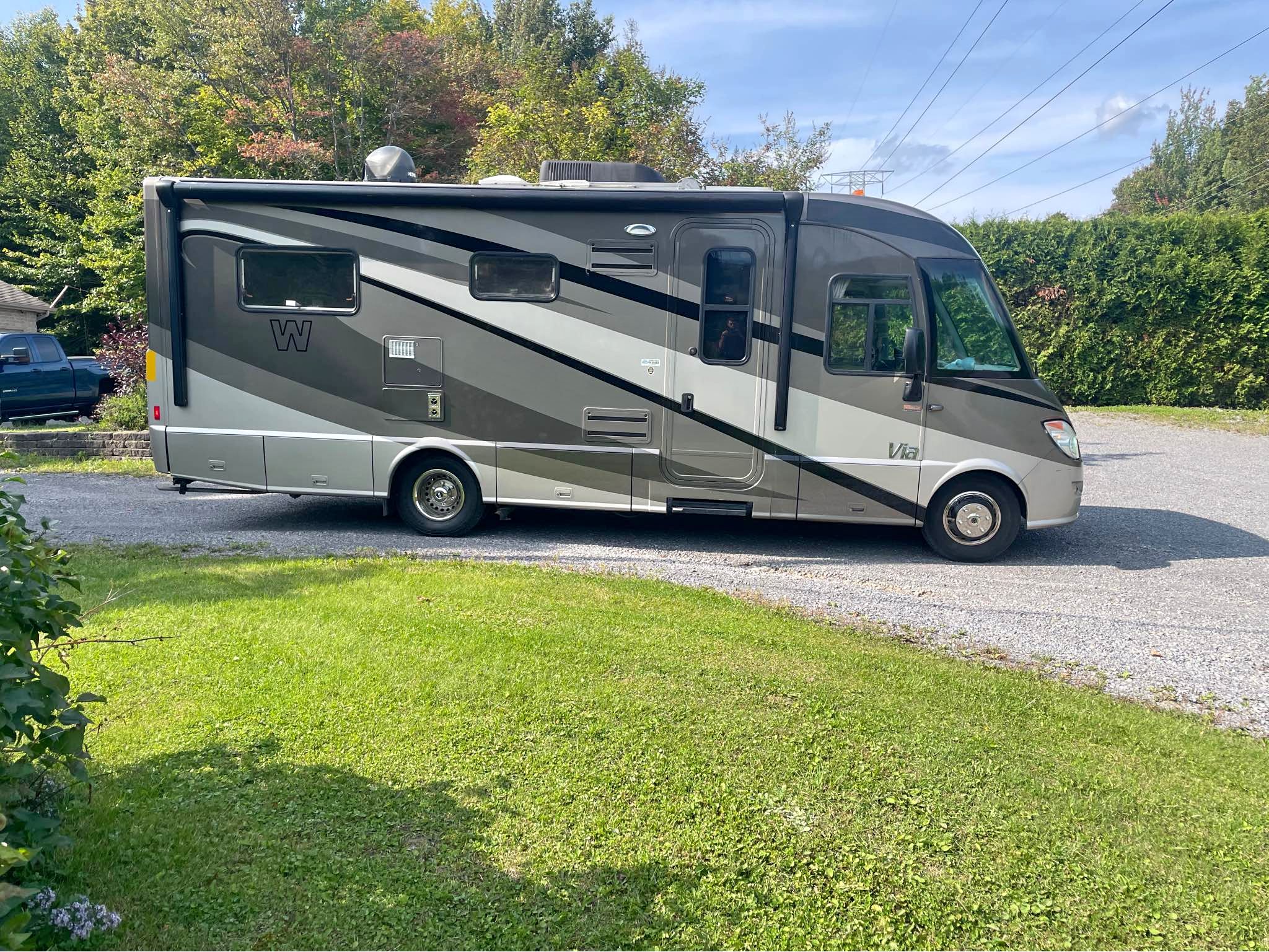 2011 Mercedes diesel winibago via Winibago via - Motorhomes - Quebec ...