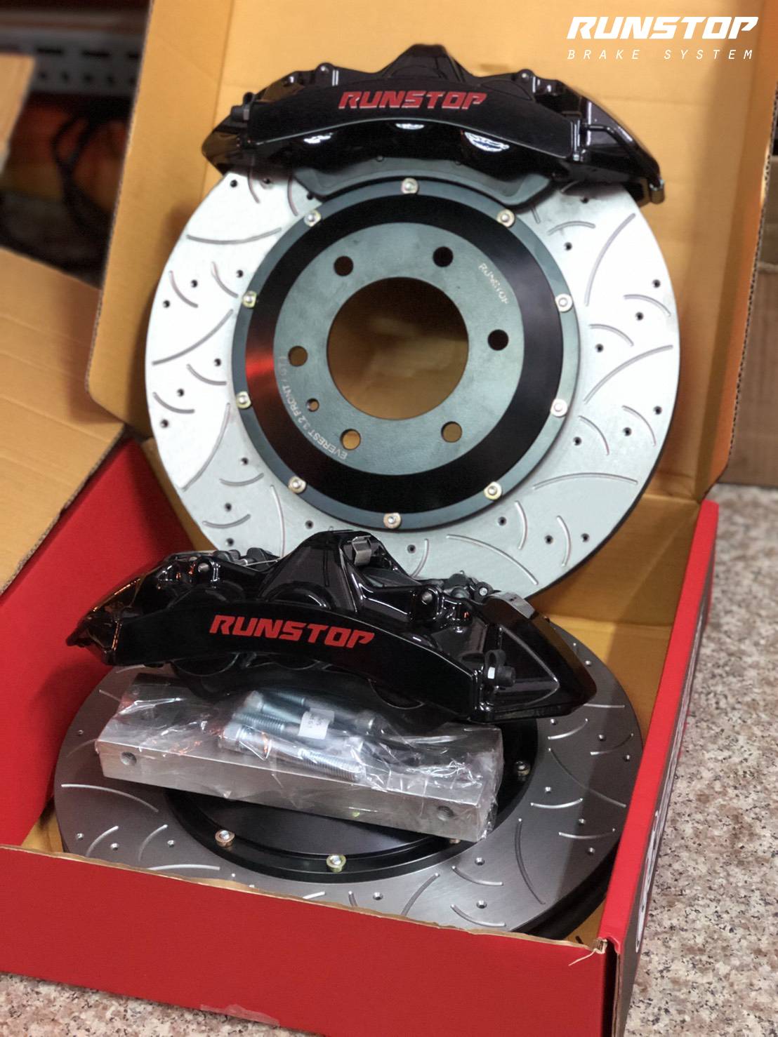 Runstop Racing - Ford Raptor กับชุด Caliper R8 6 Pot... | Facebook