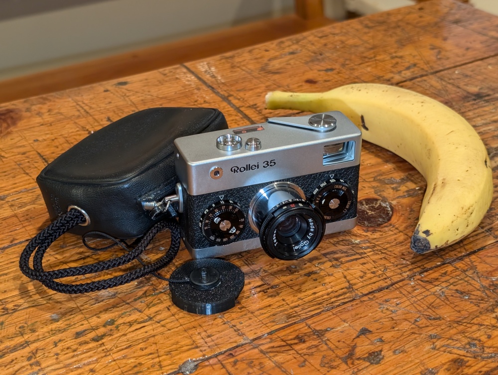 David White Realist 35A 35mm camera review