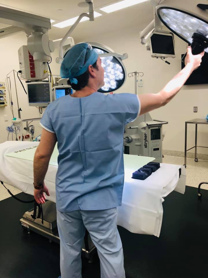 Dr Rouzbeh Jahangiri... - Surgical Endoscopy Care Consulting | Facebook
