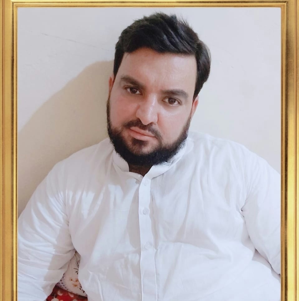 ابا جی اگئے #everyoneシ゚ | Rizwan Majeed | Facebook