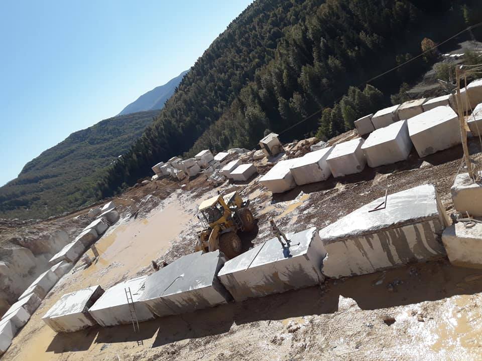 Falez Mühendislik ve Gayrimenkul - YANIKAĞIL 2573 PARSEL 598m2 HİSSELİ ...