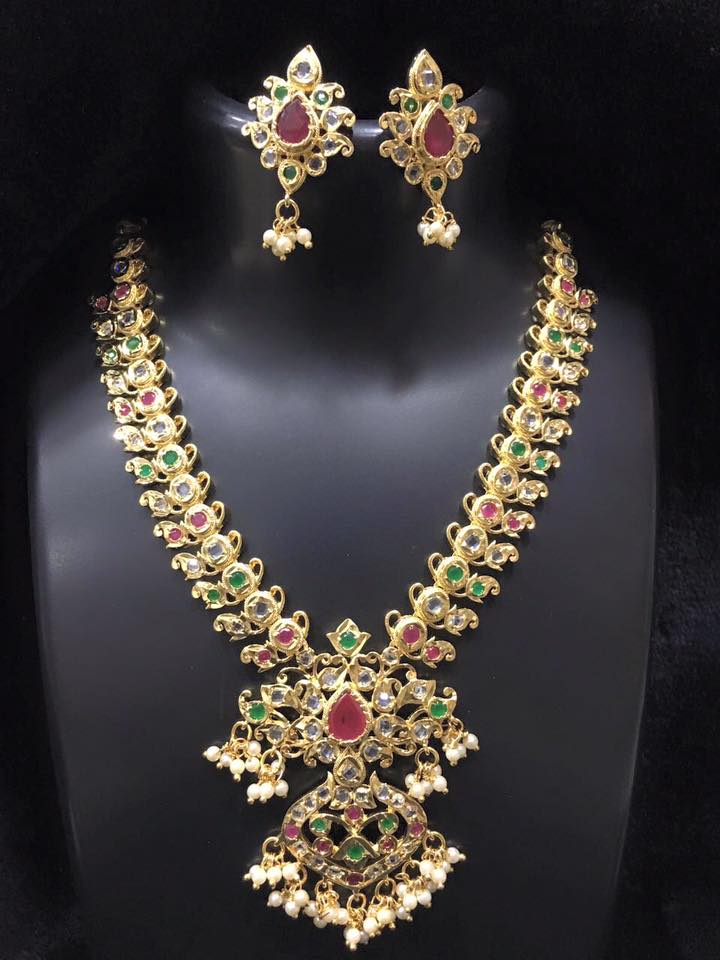 JEWEL RACK
