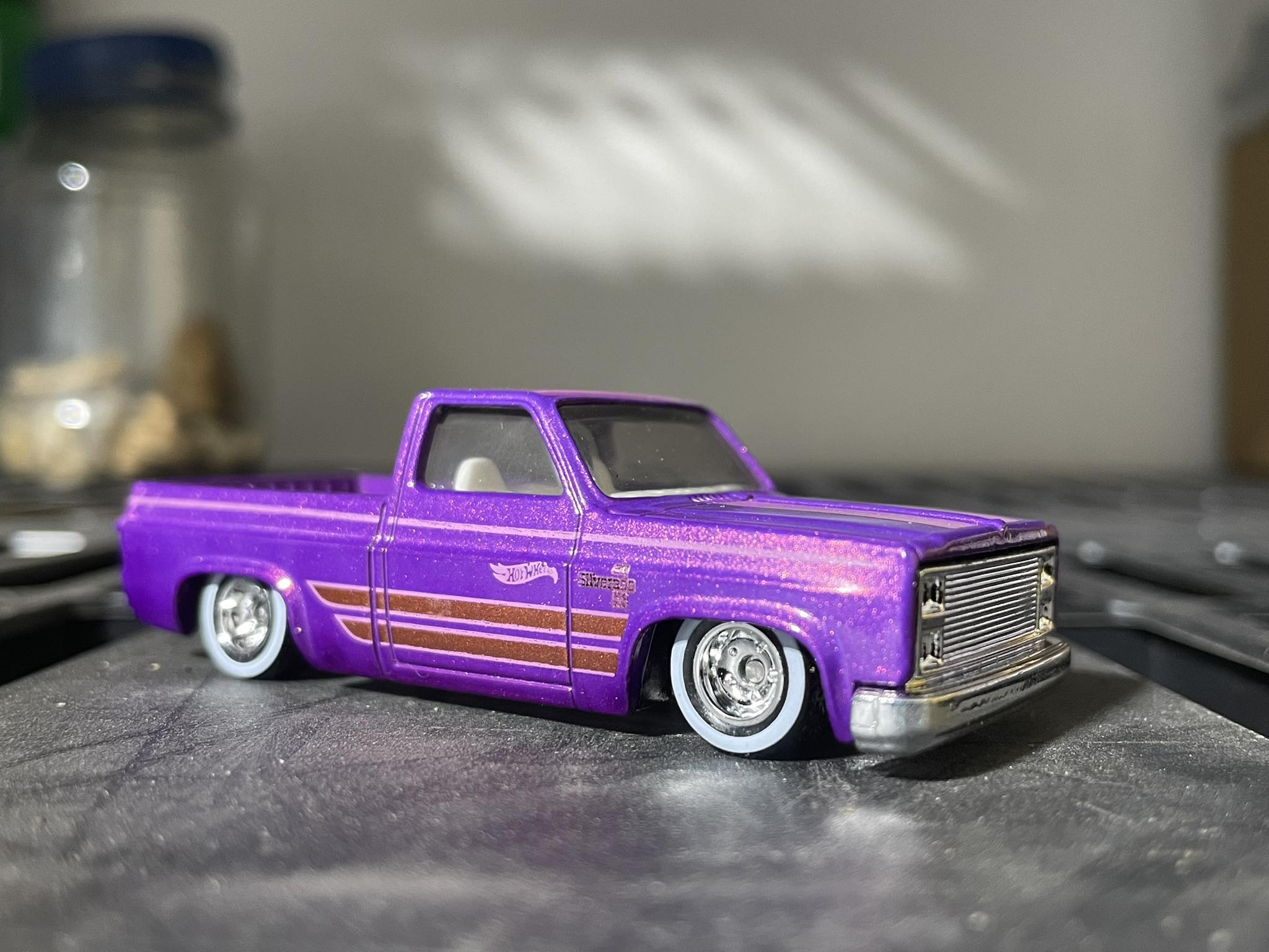 Customizing a baby blue silverado hot wheels