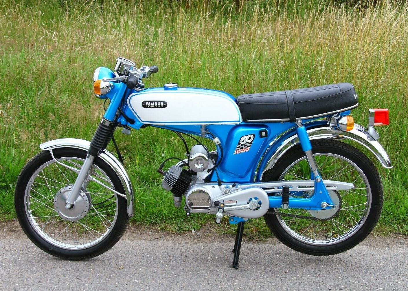 ? WOW! - Stunning 1969 Yamaha FS1 (SS50) - Ever seen one on the 