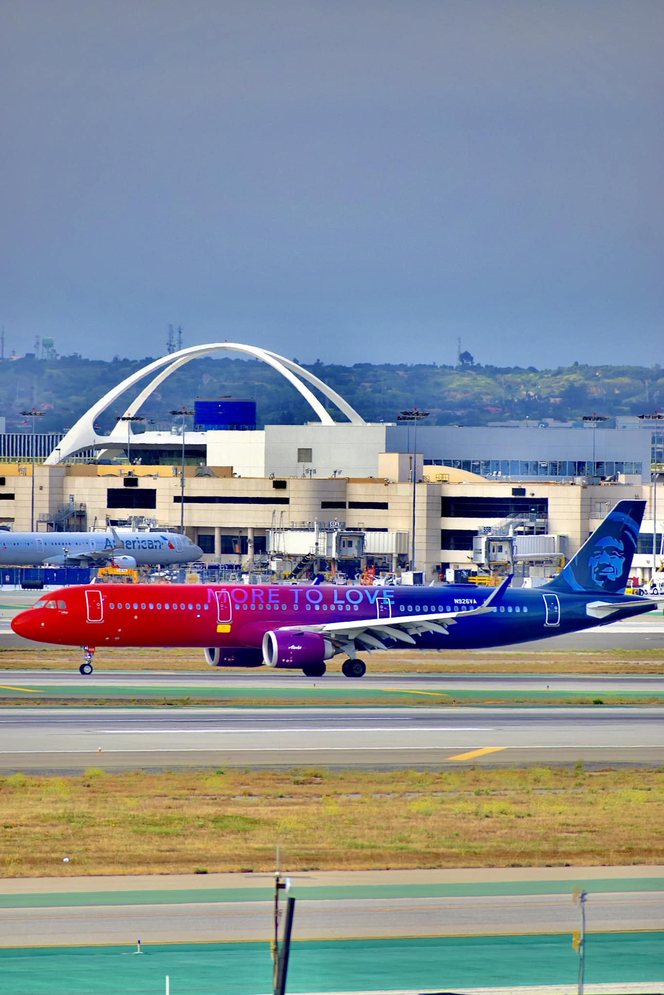 September style ? Alaska Airlines | Arrivals