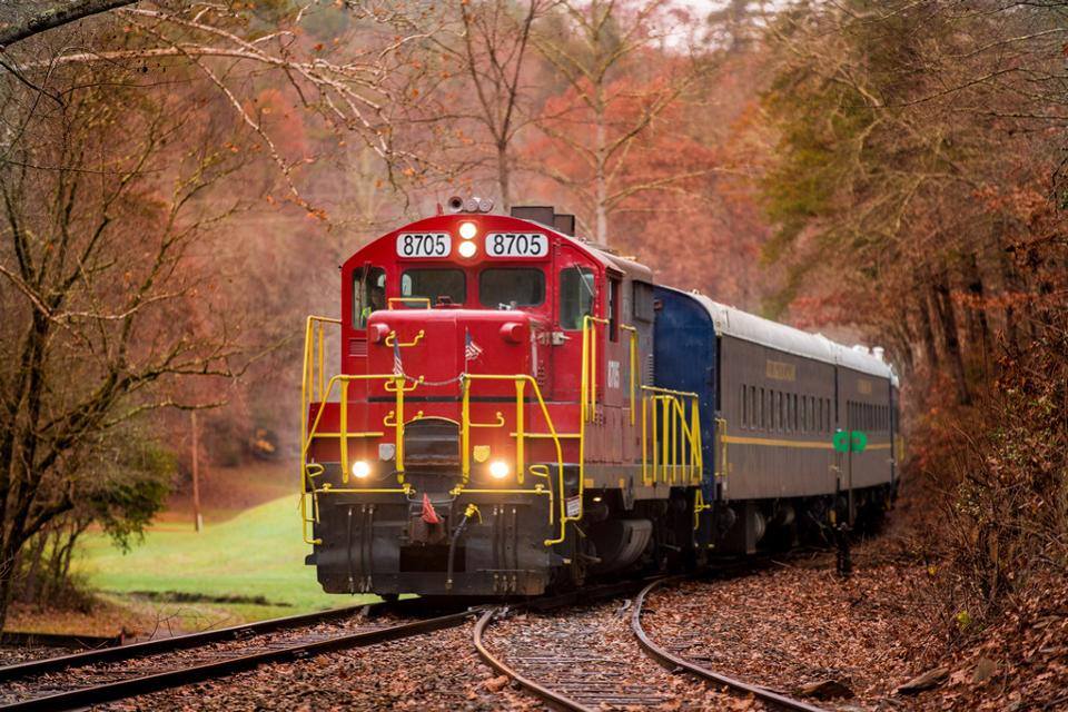 Blue Ridge Scenic Railway - “The Blue Ridge countryside is at its best ...