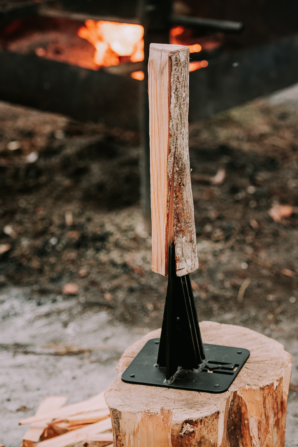 KIIL - KIIL S is a kindling splitter, which is made for fast fire ...