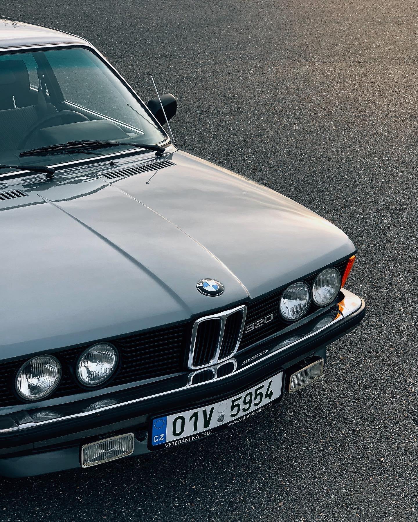 mon様 Sheer boxy pleasure. The BMW 320 (E21). (Car and photo: www