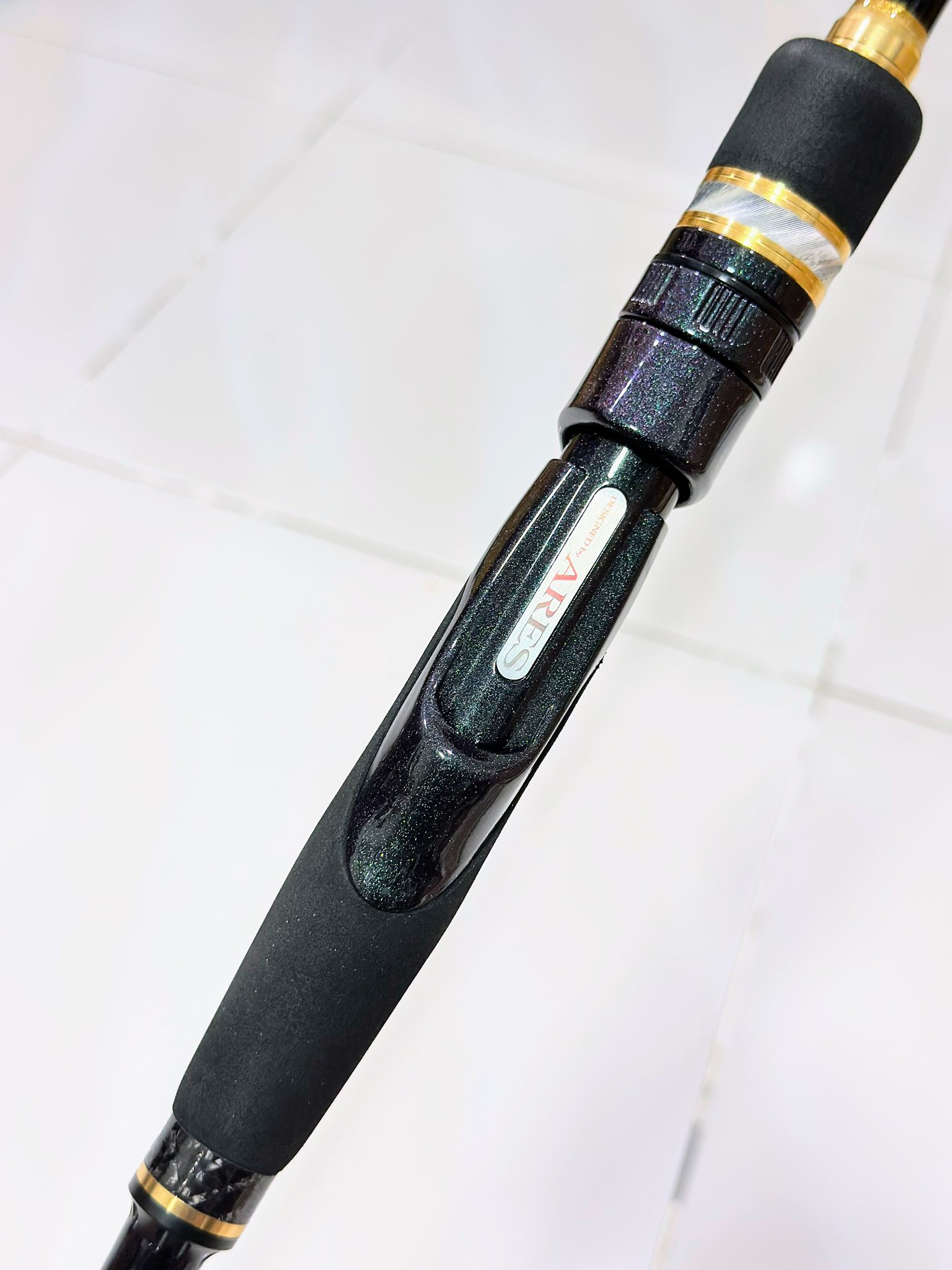 Ares zero -g evolution 704 Special edition squid mania 7.4ft Line