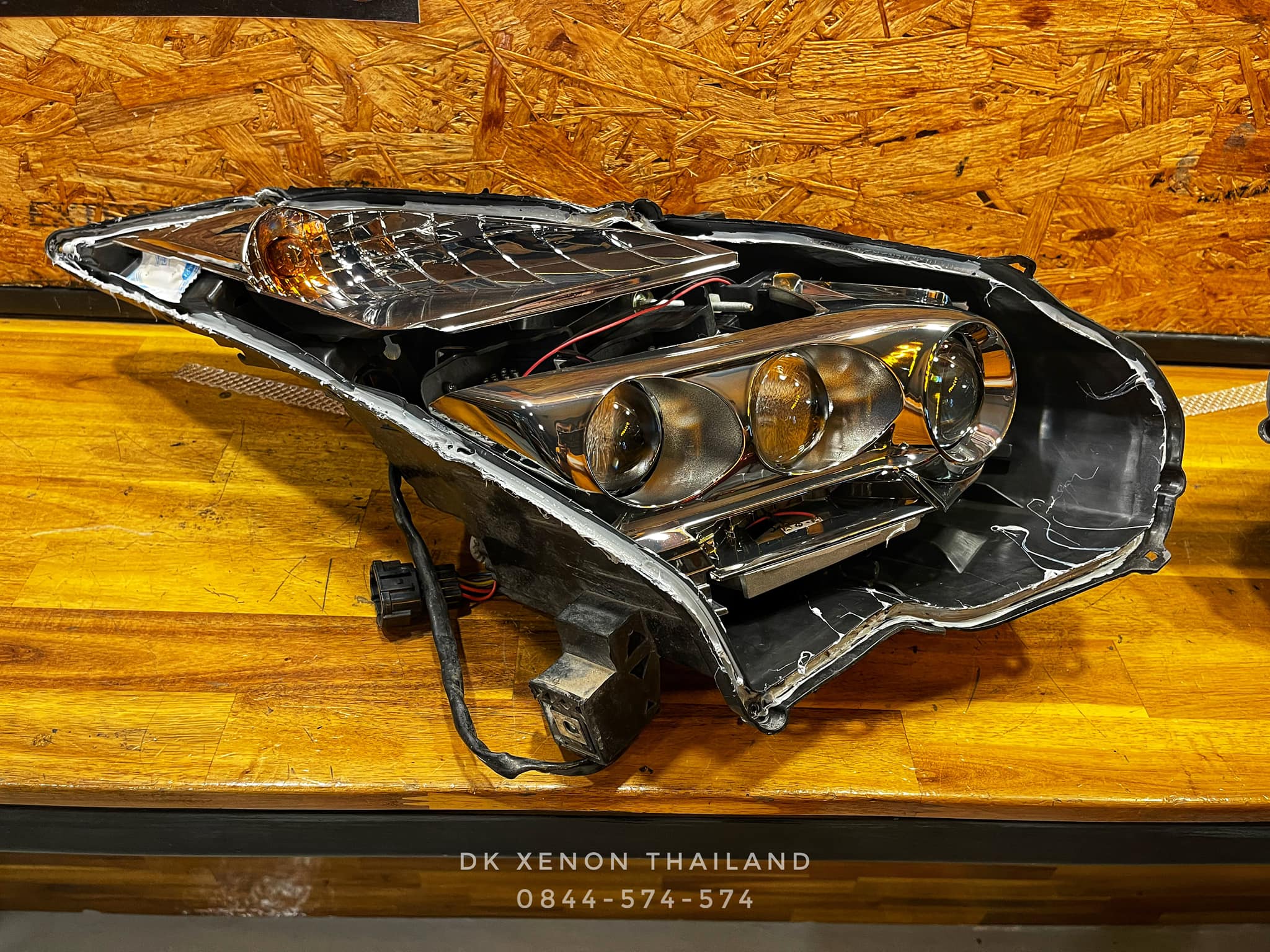 Nissan R35 ล้างโคมด้านใน เปิดโคม... - DK Xenon Thailand | Facebook
