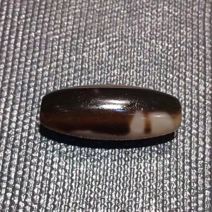 朱砂天然一眼观音天珠风化细腻珠体饱满品相完美尺寸：12X30mm