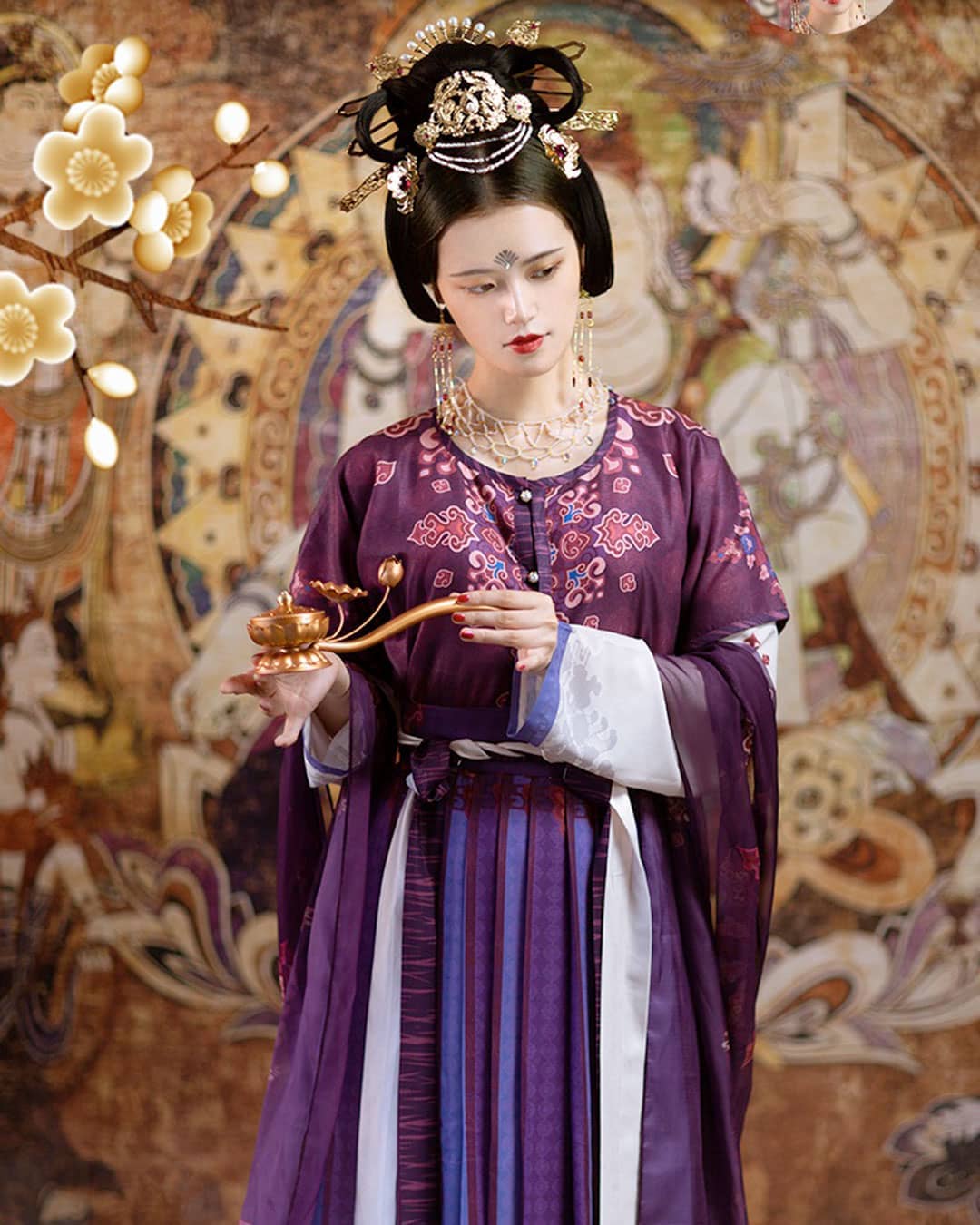 NewHanfu - Dunhuang hanfu princess #hanfu #hanfugirl...