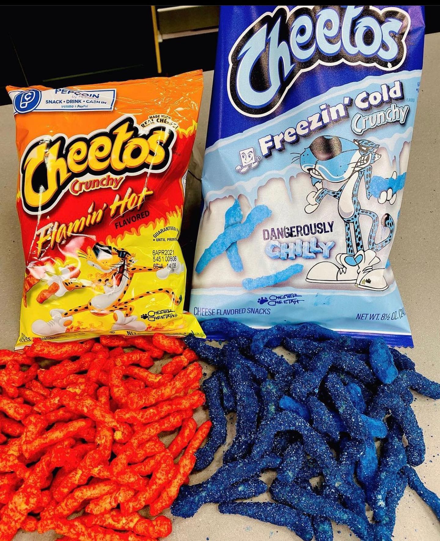 Snack Betch - I can’t stop looking. I can’t look away!...