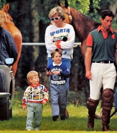 CH Inam - Princess Diana with the family. | Facebook