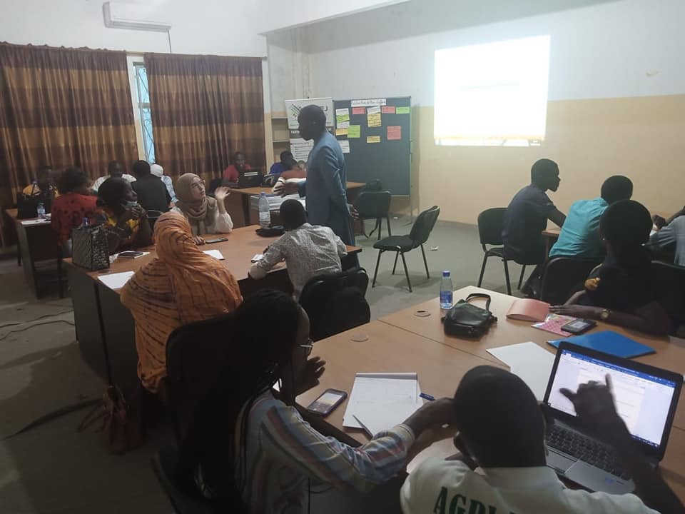 Form... - Formation des Jeunes Entrepreneurs et Leaders - FJEL