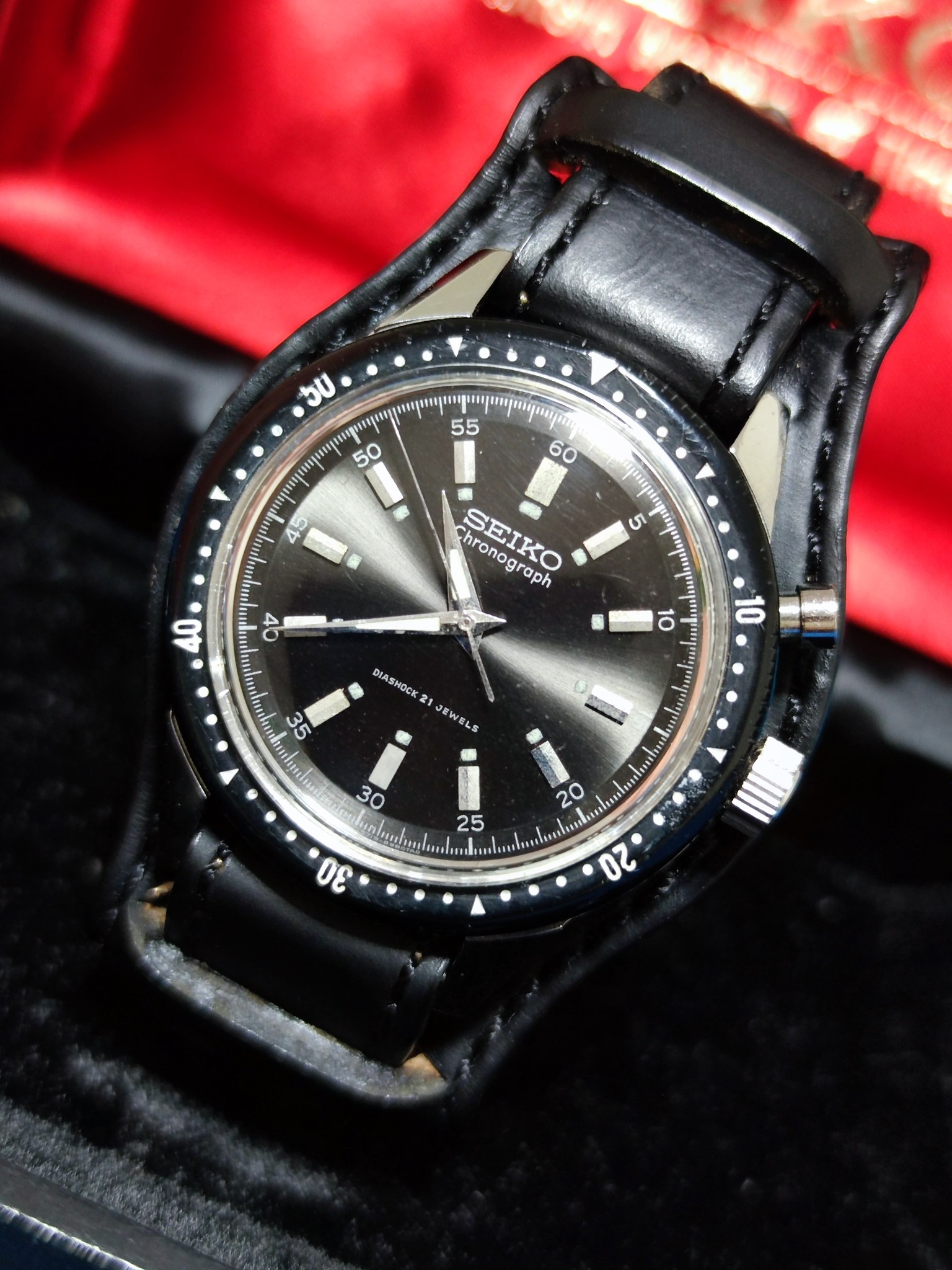 tomoさま専用 Seiko 45899 Chronograph with Mono-Pusher Details