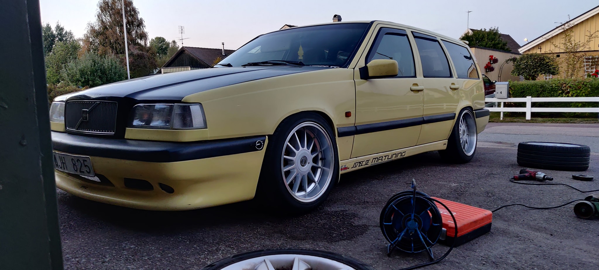 Volvo 850 on 17