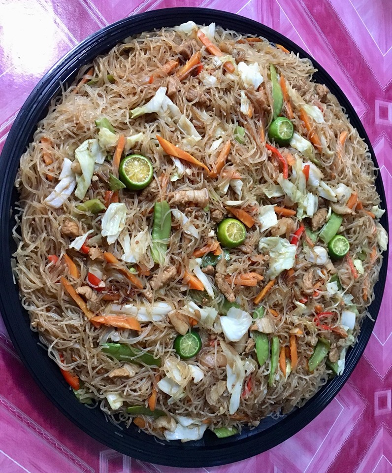 FOR SALE ️ ️ ️ 😍😍😍 *BICOL EXPRESS... - Edi WoW Food Hub | Facebook