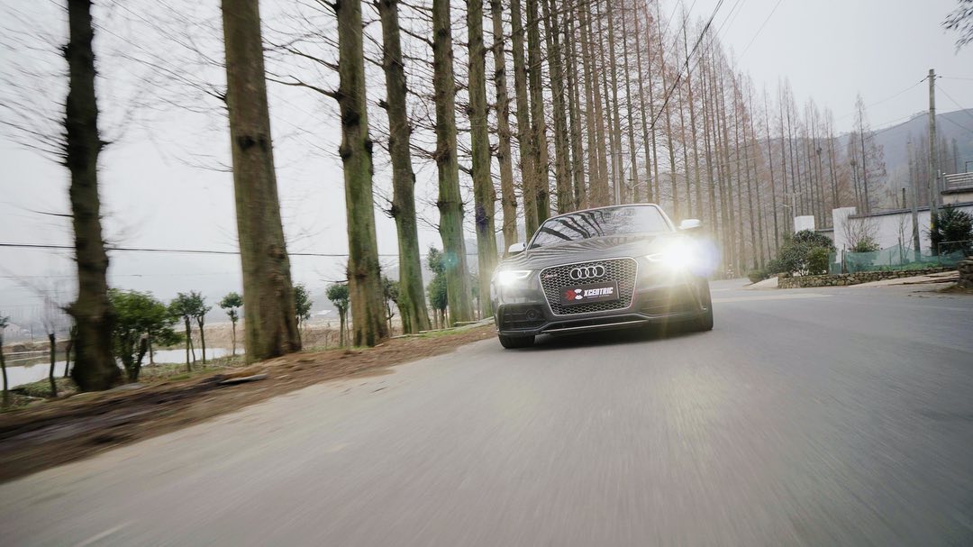 🇩🇪Audi RS5 4.2 powered by... - Xcentric Exhaust Systems