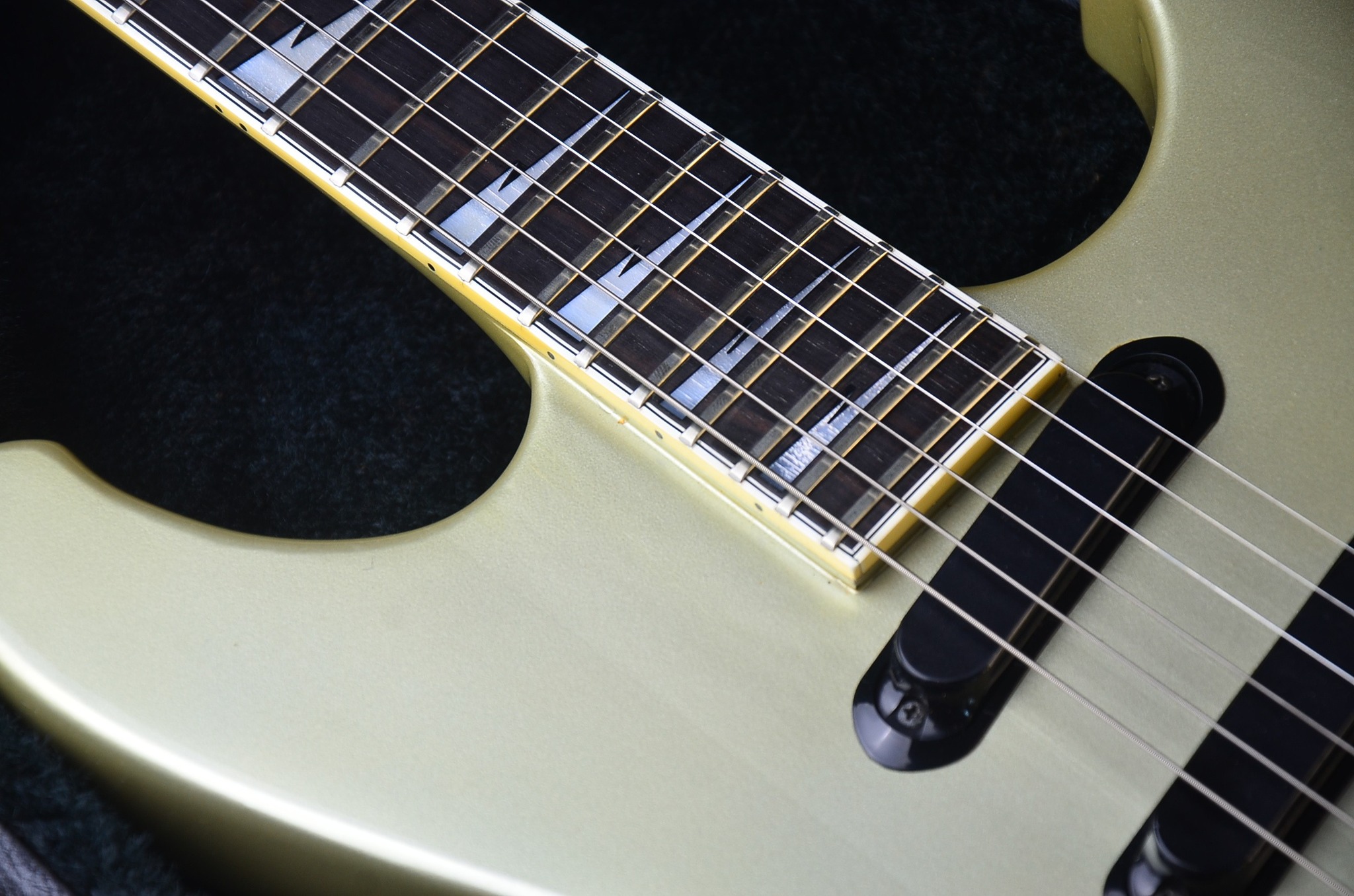Ibanez PRO LINE 1986 PL2550-GP GOLD PEARL Com Case.