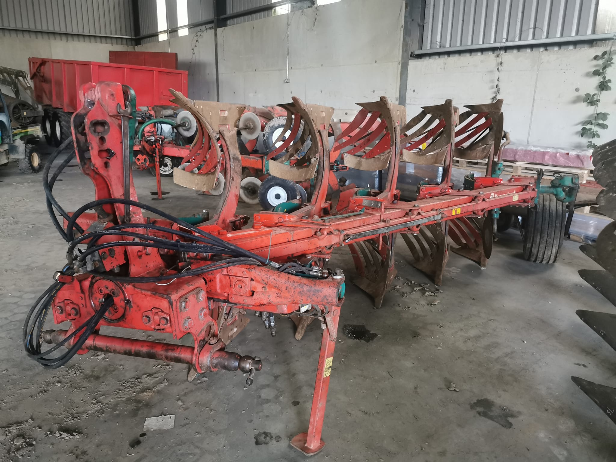 Michael Roche Engineering Kverneland Plough Specialists | Enniscorthy