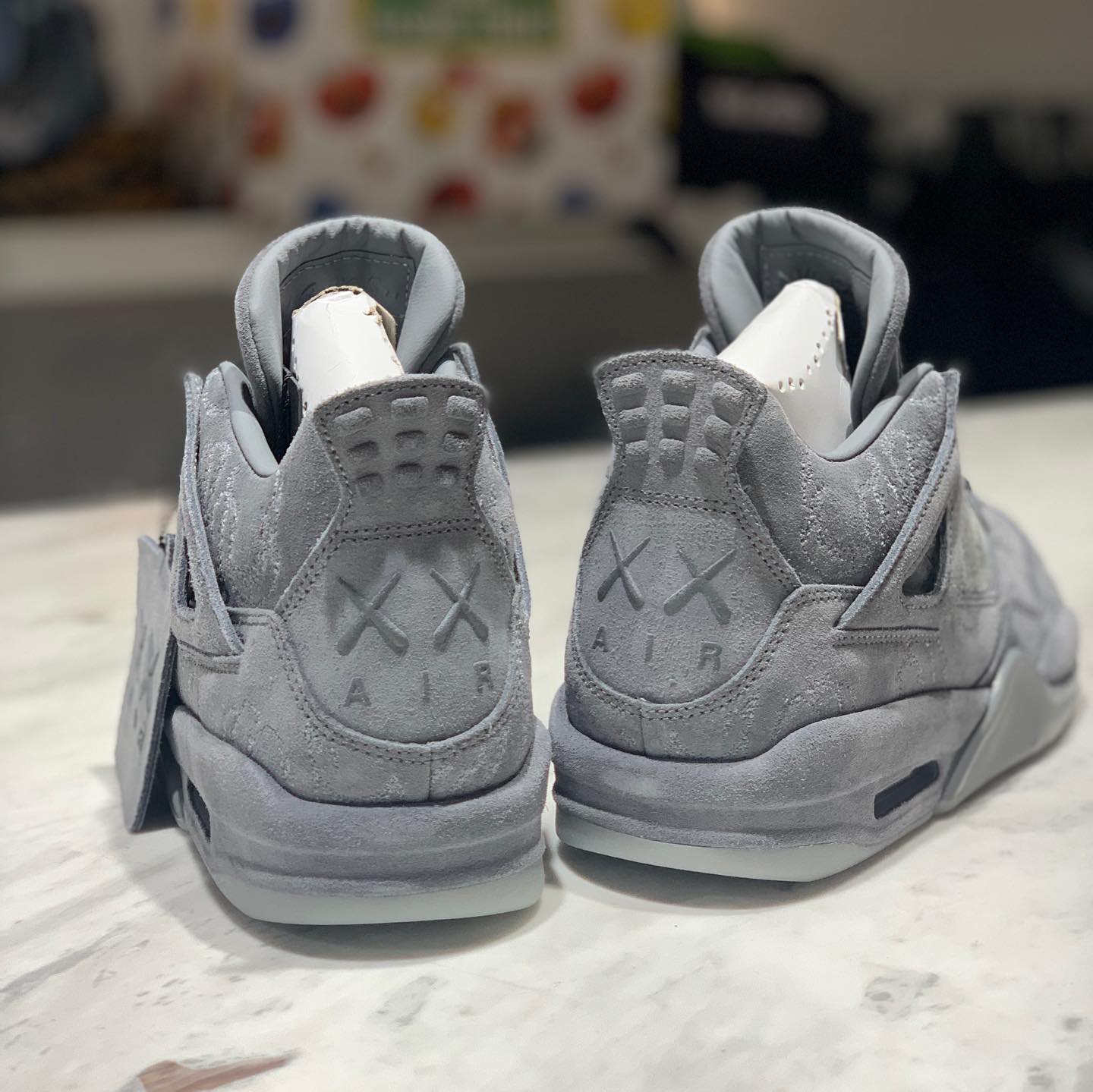 This KAWS x Air Jordan 4 sample is lowkey insane ? Anyone got a 