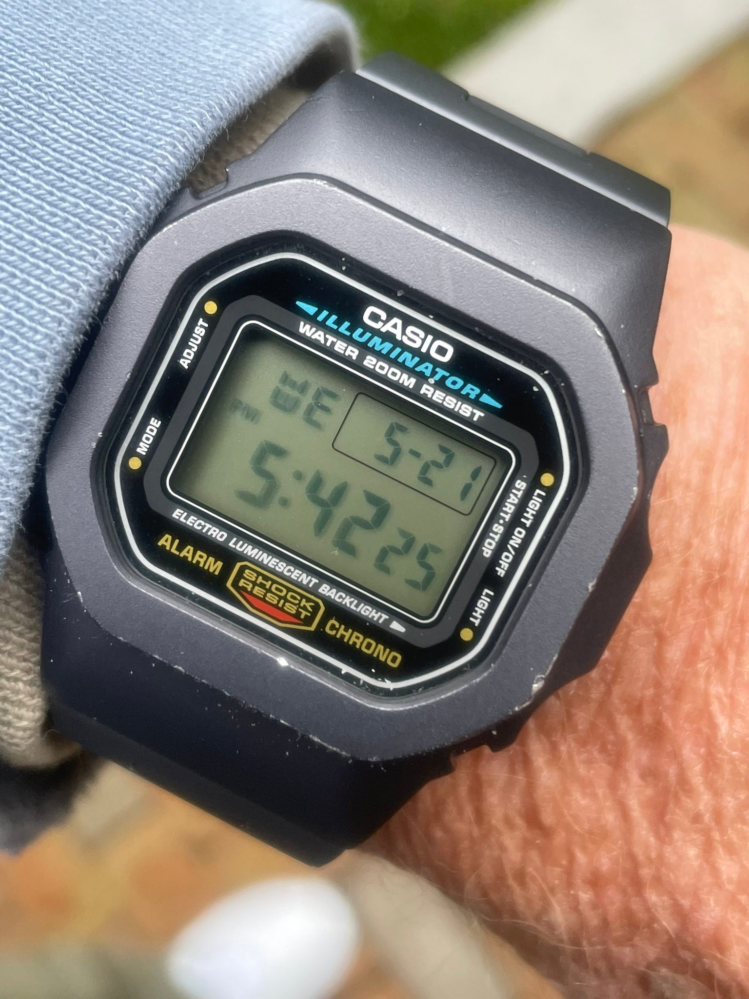 I picked up this DW-5600C-1V from casiold.co.uk. Watch only, no 