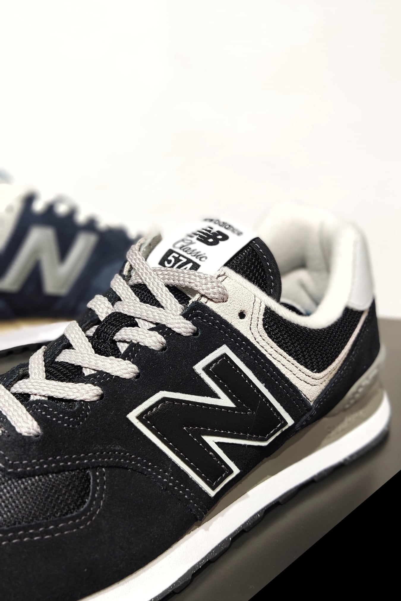 Boston Bacolod - New Balance 574 Classics 