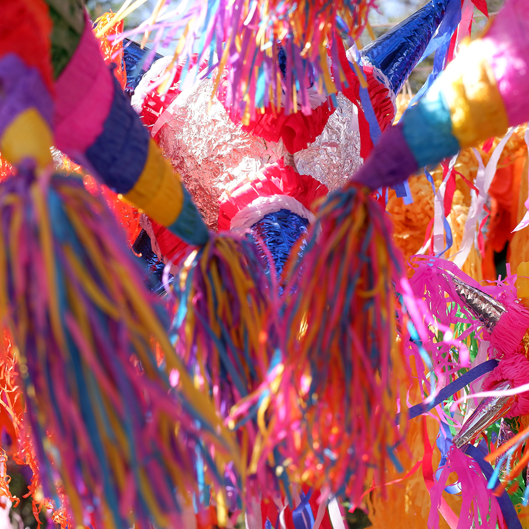 Las piñatas son uno de los símbolos... - HOTEL Sonora CDMX