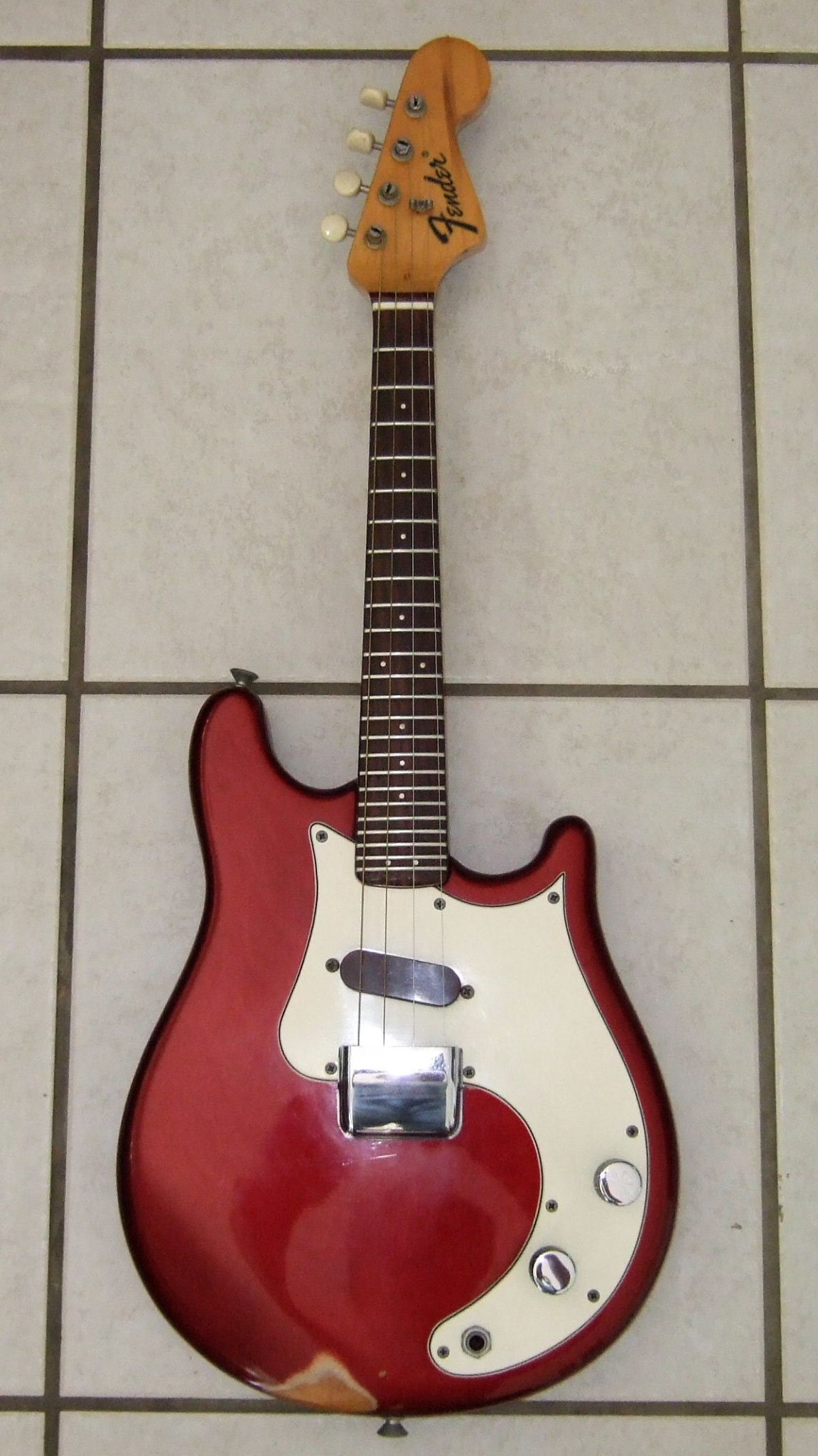 NID: a Fender FM-60e electric mandolin. :)