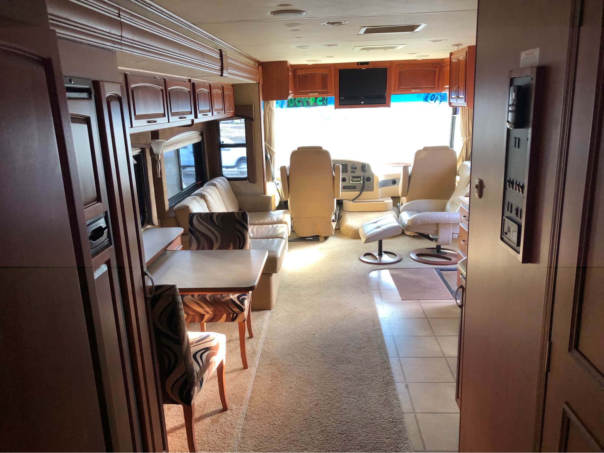 2010 Monaco Monarch Motorhome - RVs & Campers - Medford, Oregon ...