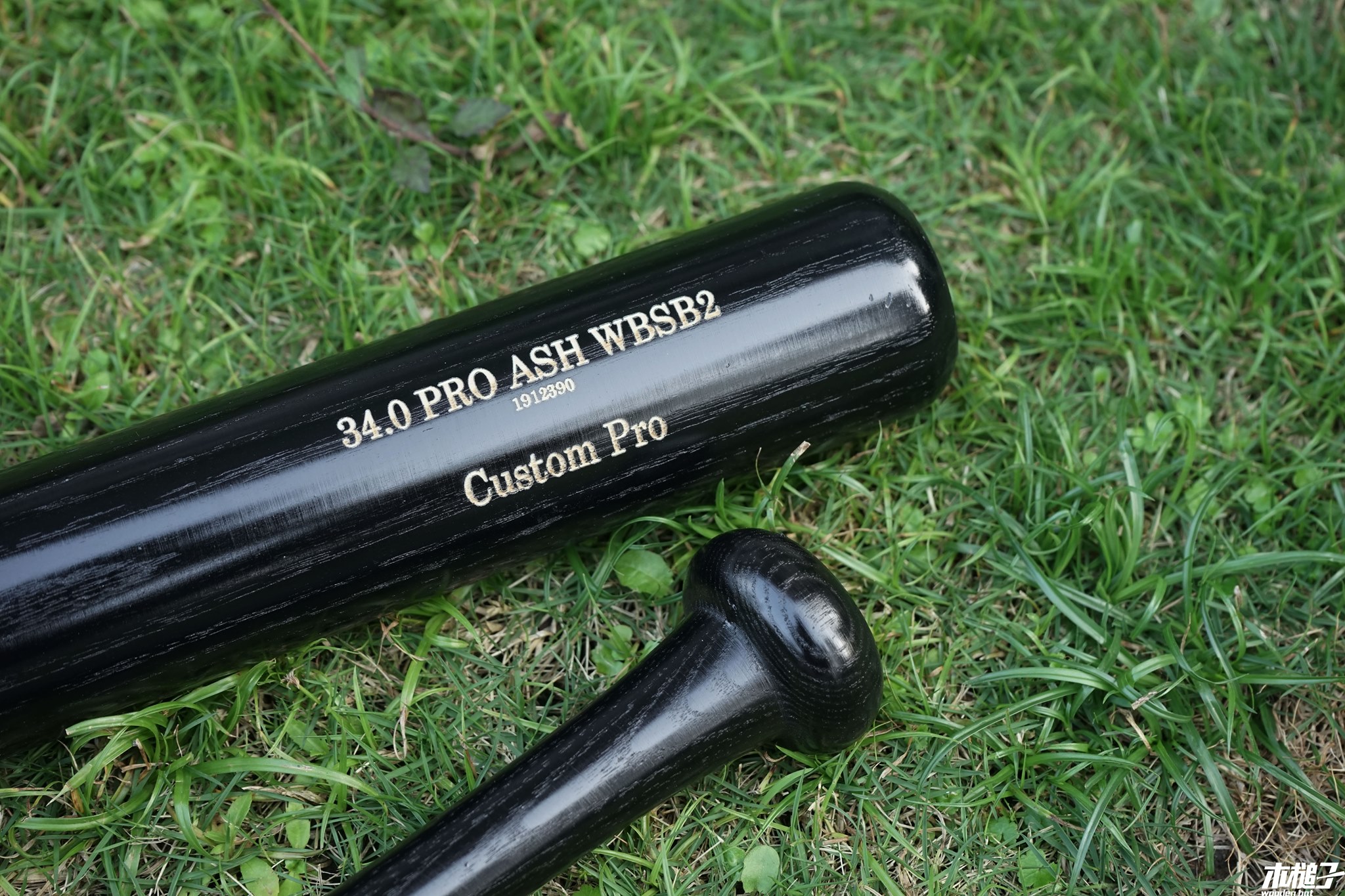 木槌子 Wooden Bat - 【木槌子】解析專案款Custom Pro 白樺木壘球棒-握把篇...