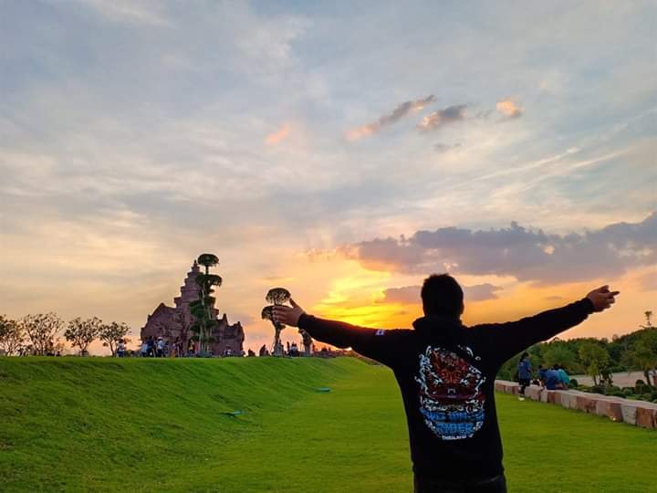 ใครบอกว่ากินเหล้าแล้วทำให้ตับแข็... - TWO WHEEL RIDER Thailand