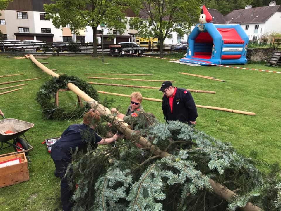 Das war das Maibaum... - Freiwillige Feuerwehr Imbach