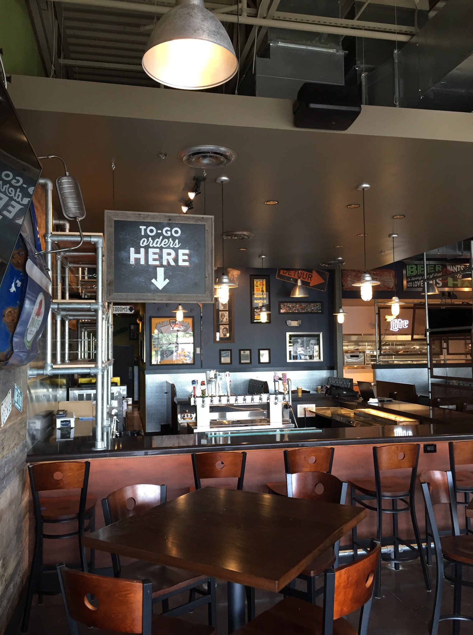 Huber Decor | Louisville KY