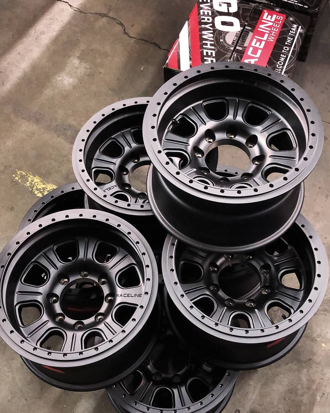 Raceline Wheels - What color custom Beadlock Rings would...