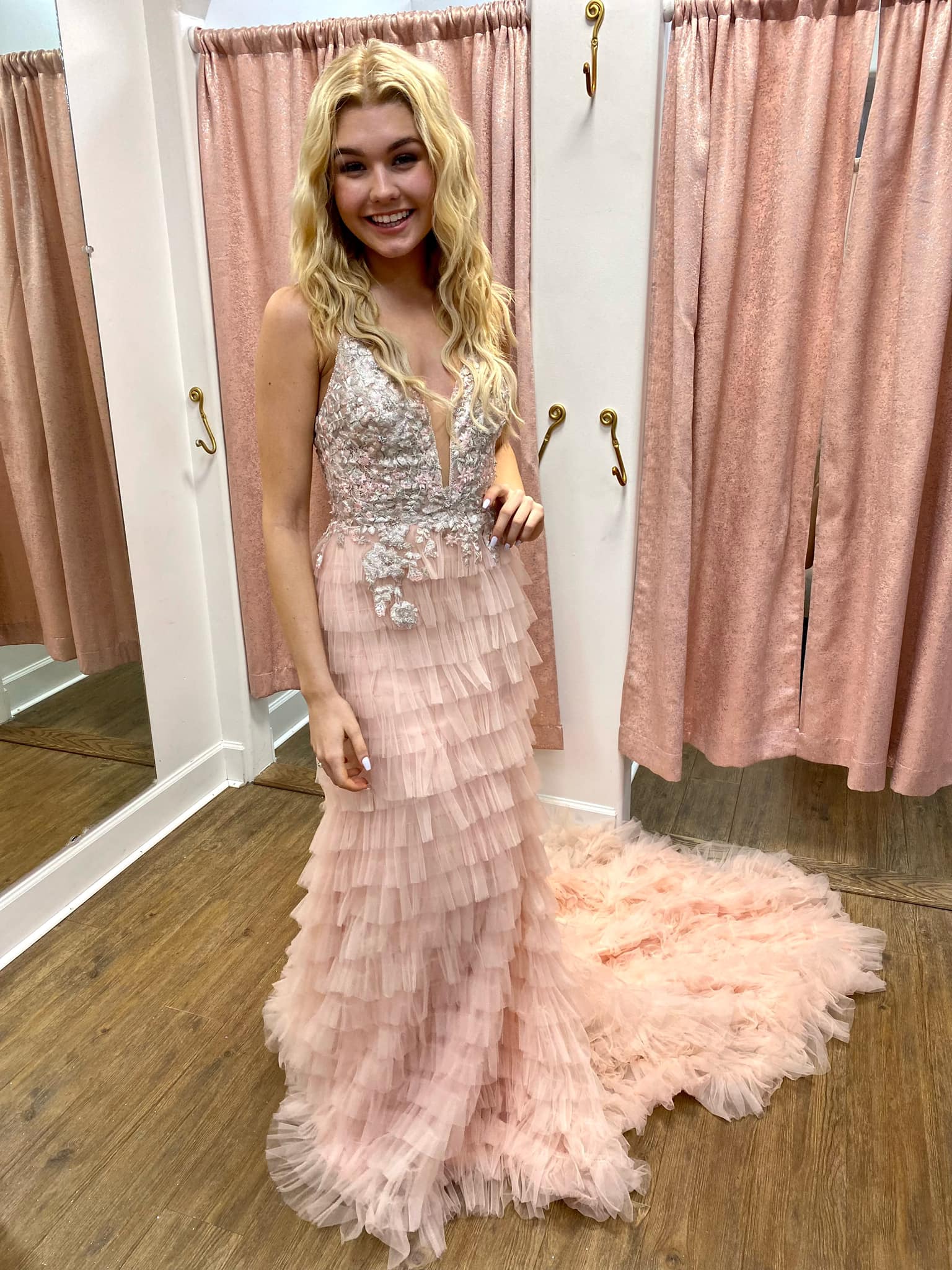 formal dresses in shreveport bossier Every style, Every size… we have it all 🎀💖 #formaldress #pageantdress #promdress #shreveportbossier #dressshopping elegant prom dresses