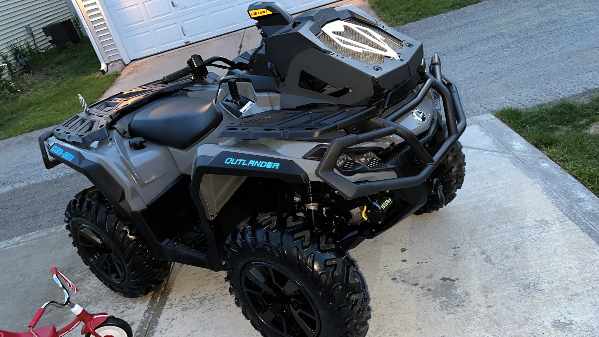 Can 30/9/14 tires fit on original Can-Am Outlander wheels?