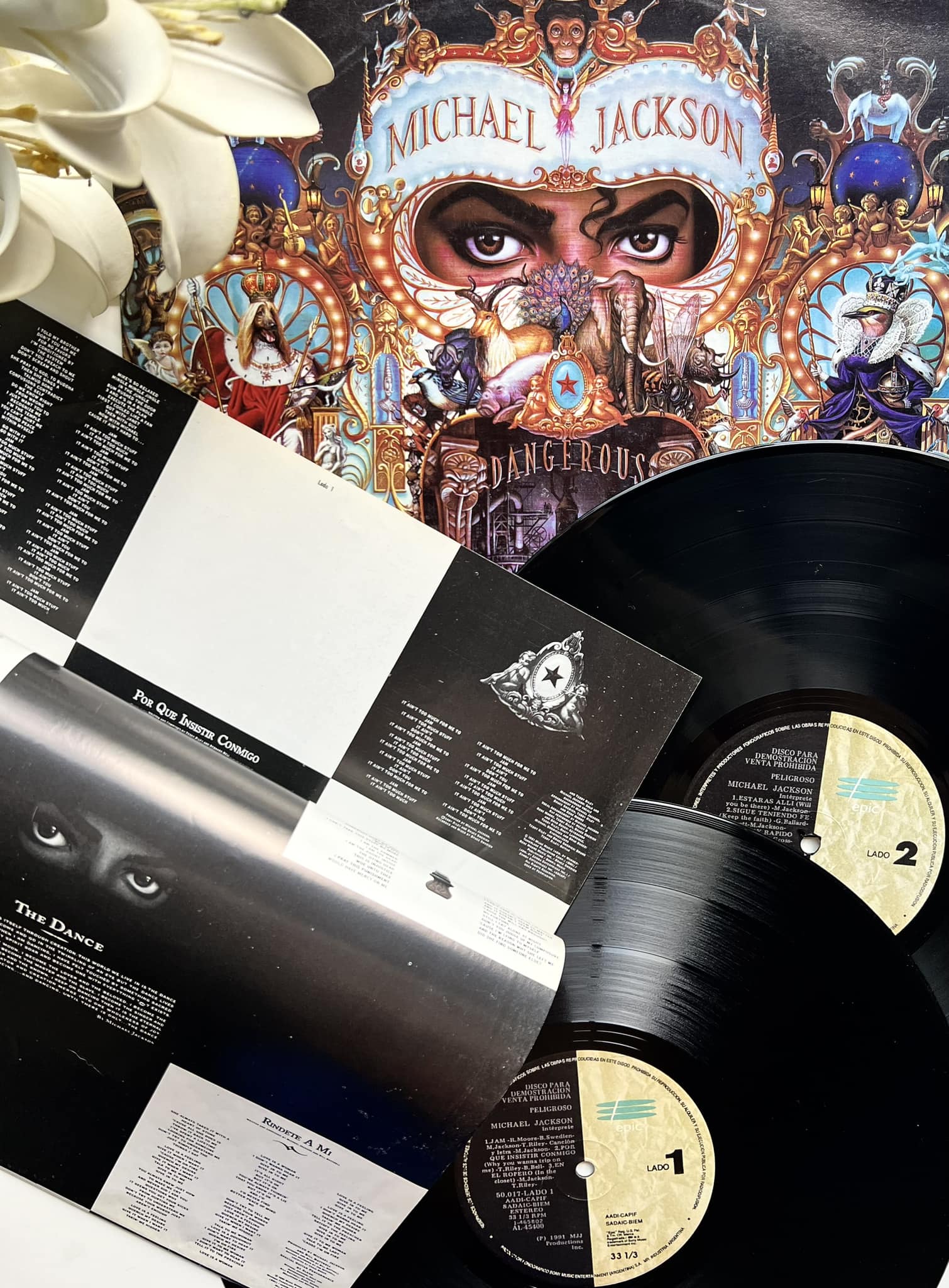 ボビー・ブラウンのレア・プロモCDSセット CD ボビー・ブラウンのレア