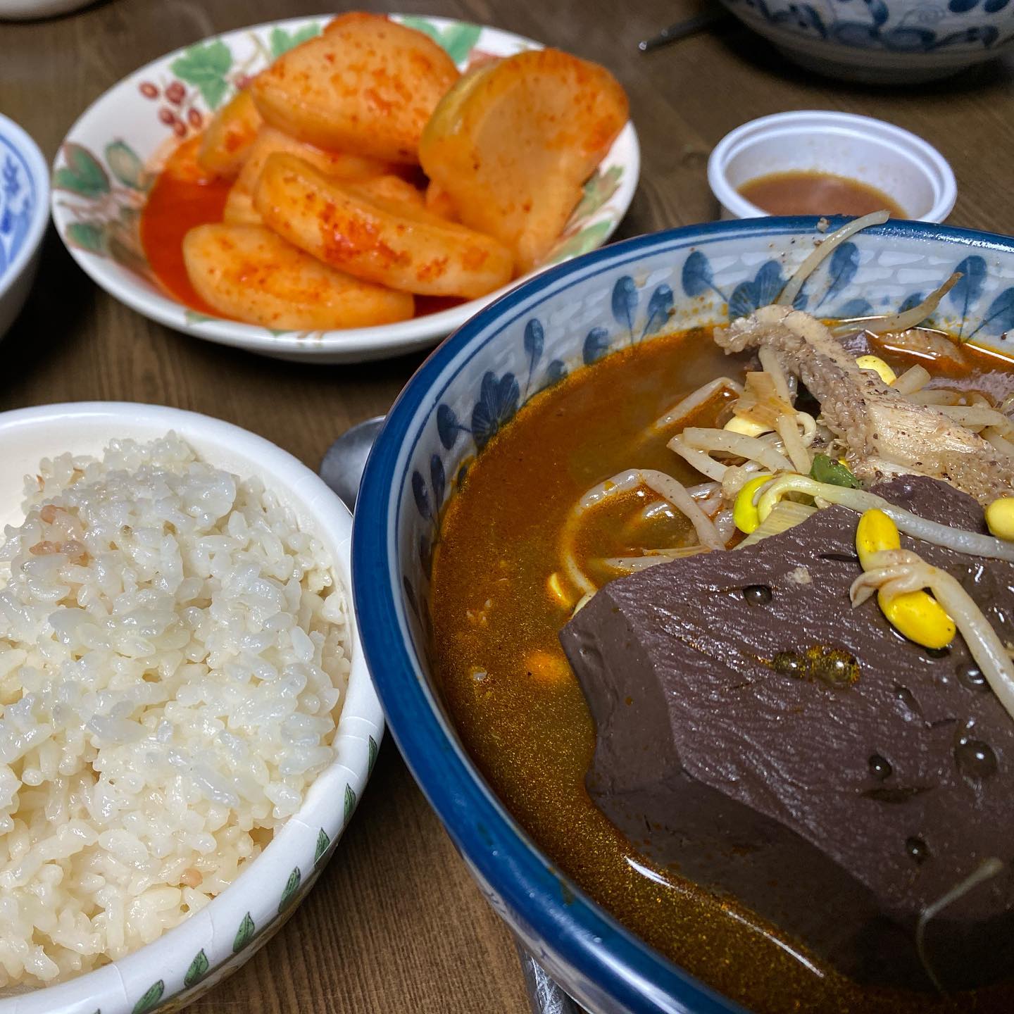 TiwiT - 선지해장국을 맛있게 먹는 방법은!!! . 전날 술을 많이 마시면 됩니다! . 이 부분이... | Facebook