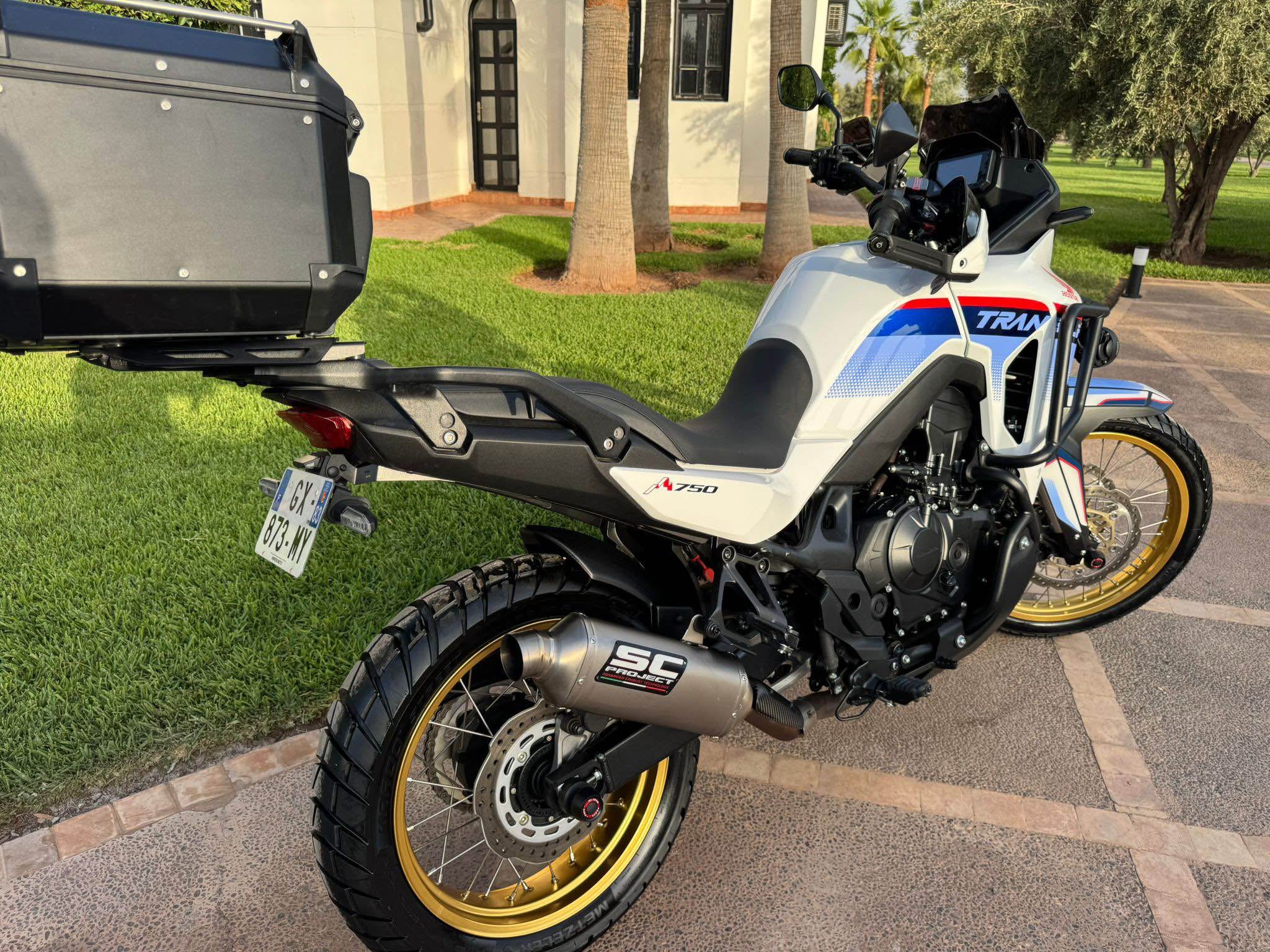 Honda transalp 750 avec GPS Prix fixe - Motorcycles & Scooters ...