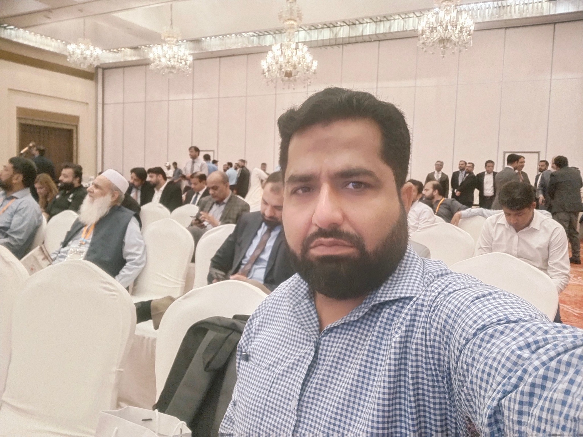 Dr. Roohullah Cardiologist | Leiah