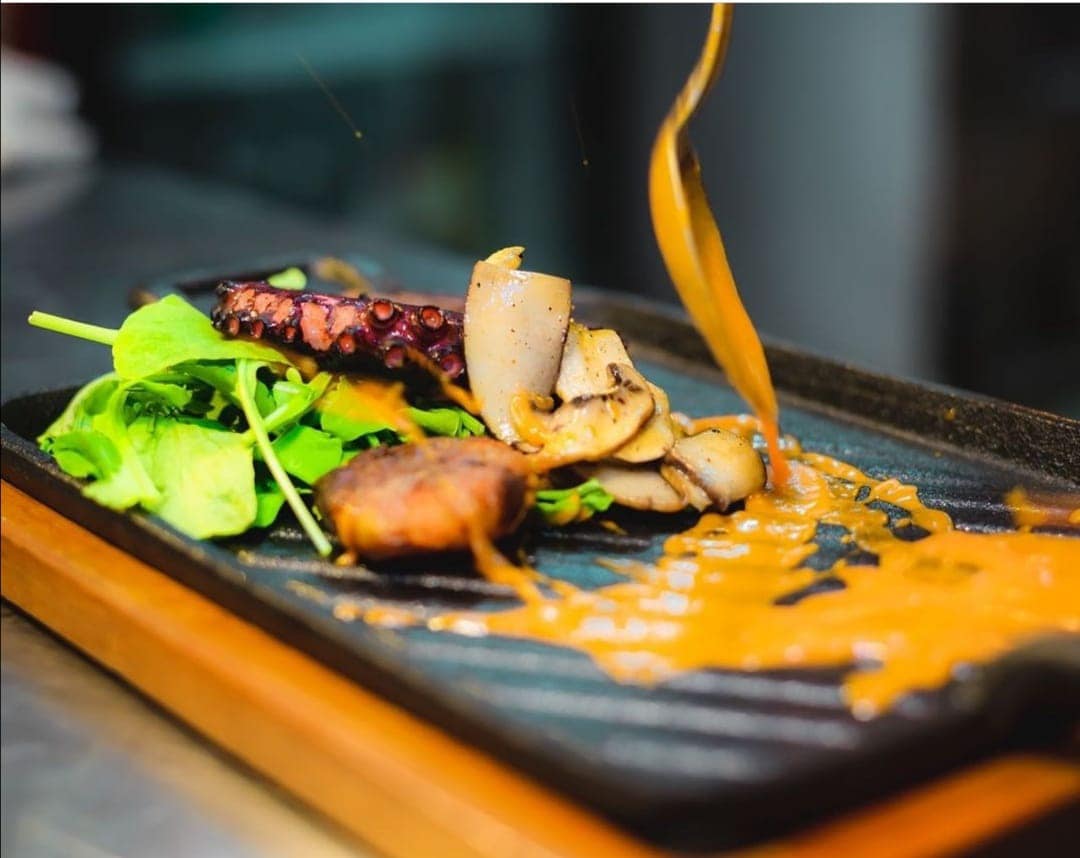 Ecuadorian Chefs - Atif Hajjar Pulpo a la parrilla con salsa brava # ...